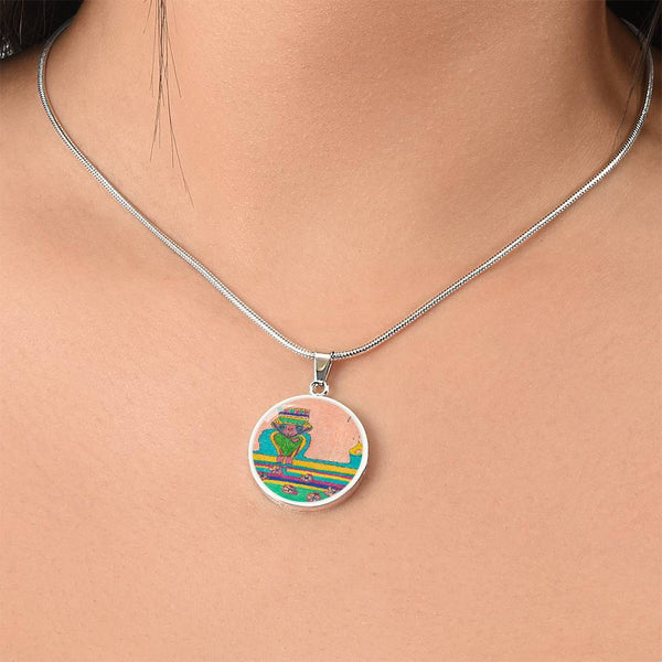 Brave Heart, Circle Luxury Necklace